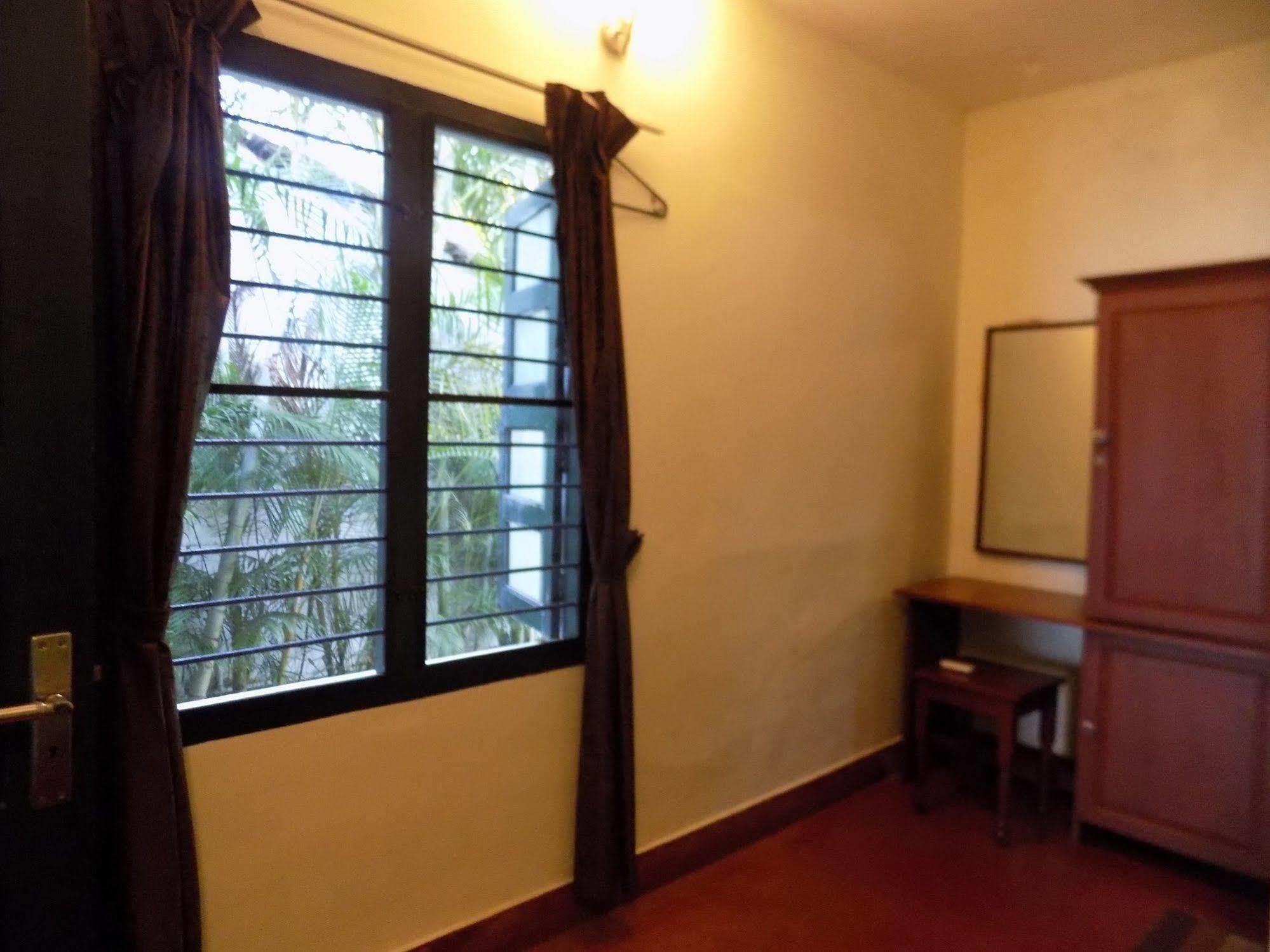 Elphinstone Residency Kochi Exterior foto